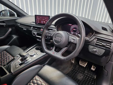 Audi RS4 2.9 TFSI V6 Estate 5dr Petrol Tiptronic quattro Euro 6 (s/s) (450 ps) 34