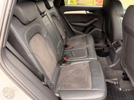 Audi Q5 2.0 TDI S line Plus S Tronic quattro Euro 5 (s/s) 5dr 24