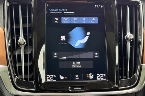 Volvo V90 D5 POWERPULSE INSCRIPTION PRO AWD -PAN ROOF - £6320 OPTIONAL EXTRAS  49