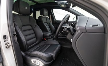 Porsche Macan GTS 10