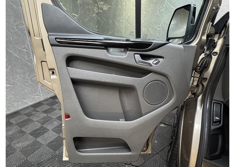 Ford Transit Custom 2.0 300 EcoBlue Limited Crew Van Double Cab 5dr Diesel Manual L1 H1 Euro 6 50