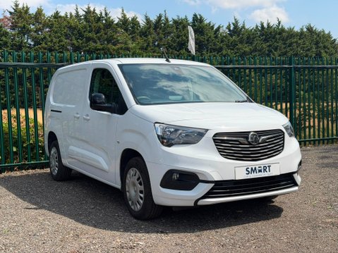 Vauxhall Combo L2H1 2300 PRO S/S 12