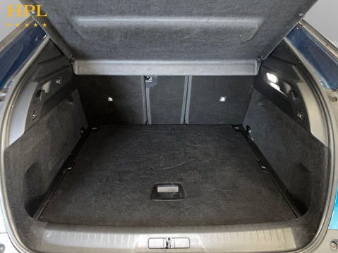 Peugeot 3008 73kWh Allure SUV 5dr Electric Auto (210 ps) 21
