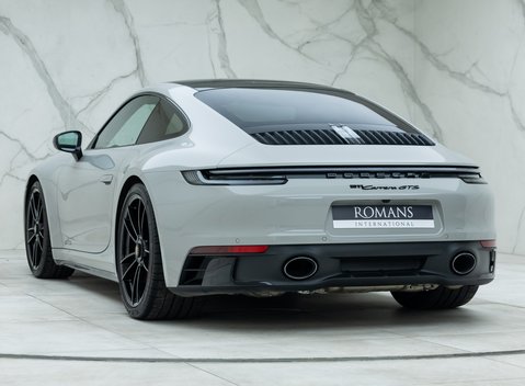 Porsche 911 Carrera GTS (992) 7