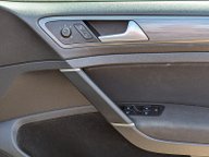 Volkswagen Golf SE NAVIGATION TDI DSG 26