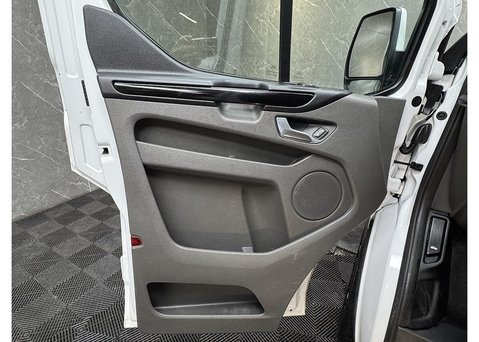 Ford Transit Custom 2.0 300 EcoBlue Limited Crew Van Double Cab 5dr Diesel Manual L1 H1 Euro 6 49