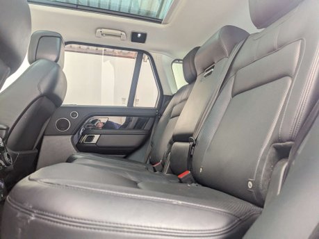 Land Rover Range Rover 3.0 Range Rover Vogue TDV6 Auto 4WD 5dr 43
