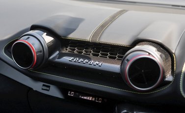 Ferrari 812 Superfast 18