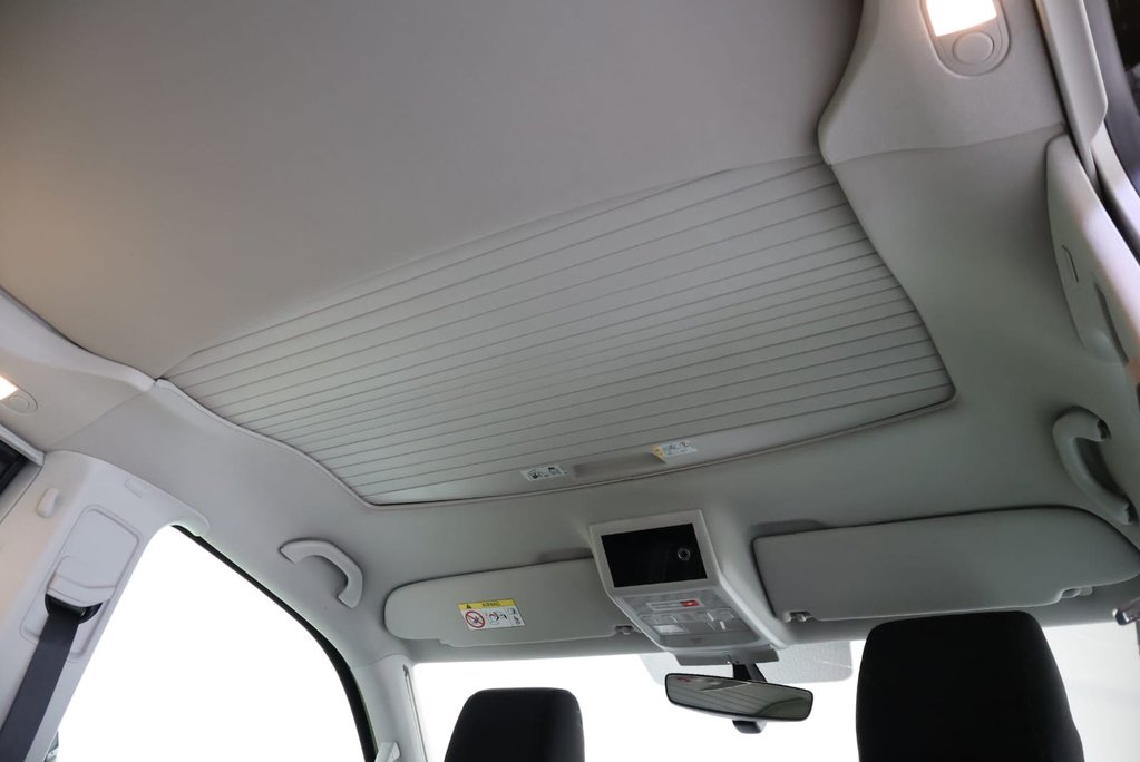 Volkswagen California OCEANI 4MOTION DSG HUGE SPEC VERY RARE  5 YEAR WARRANTY FROM NEW  4 BERTH 26