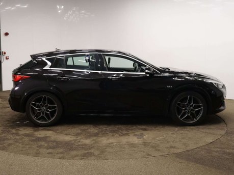 Infiniti Q30 2.1 Q30 Premium Tech D Semi-Auto 5dr 9