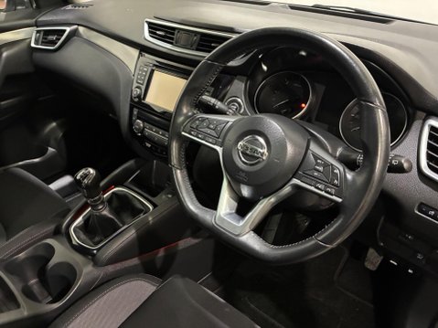 Nissan Qashqai 1.5 dCi N-Connecta Euro 6 (s/s) 5dr 3