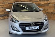 Hyundai i30 1.4 Blue Drive SE Nav Hatchback 5dr Petrol Manual Euro 6 (s/s) (100 ps) 25