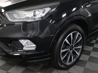 Ford Kuga ST-LINE 31