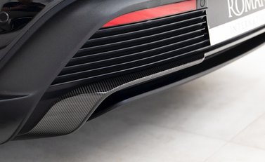 Porsche Taycan Turbo S 32