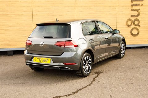 Volkswagen Golf MATCH TSI 2