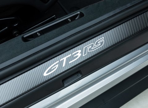Porsche 911 GT3 RS (992) 33