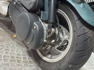 BMW C1 2002 ONLY 8K 1 OWNER GREAT LOOKING SCOOTER 125CC WITH A ROOF!! 18