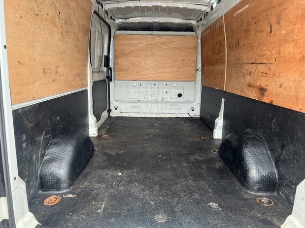 Maxus Deliver 9 LWB L3H2 (SOLD) Medium Roof Alloys Camera Sensors EURO 6 9