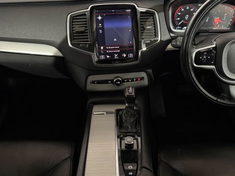 Volvo XC90 D5 MOMENTUM AWD 14
