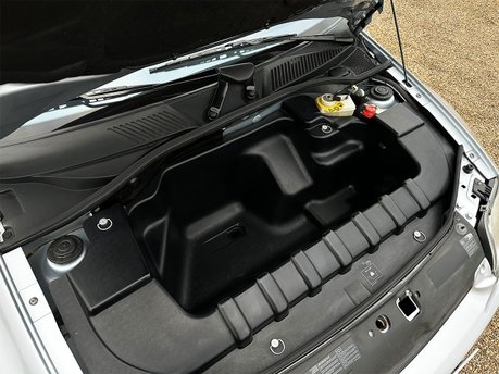 Renault Clio RENAULTSPORT V6 84