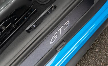 Porsche 911 (992) GT3 23