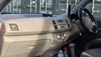 Nissan MICRA 1.4 16v SE Hatchback 5dr Petrol Automatic (163 g/km, 87 bhp) 38