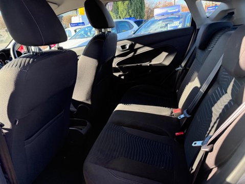 Ford Fiesta 1.25 Zetec Euro 5 5dr 23