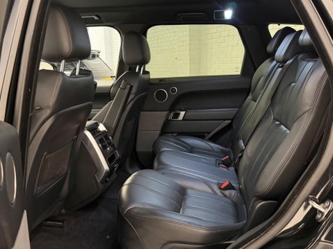 Land Rover Range Rover Sport 3.0 SD V6 HSE Dynamic Auto 4WD Euro 6 (s/s) 5dr 27