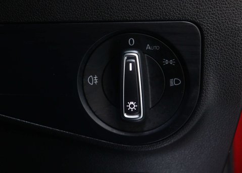 Volkswagen Tiguan 1.5 Tiguan Active TSi Semi-Auto 5dr 38