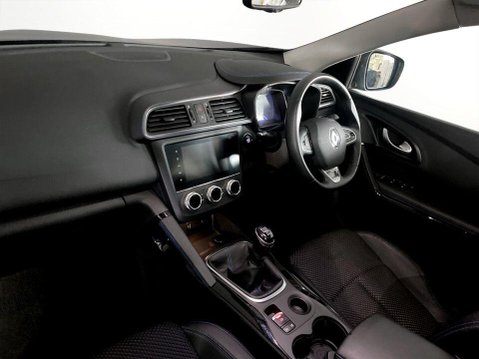 Renault Kadjar 1.3 TCe S Edition SUV 5dr Petrol Manual Euro 6 (s/s) (140 ps) Air Con - All 14