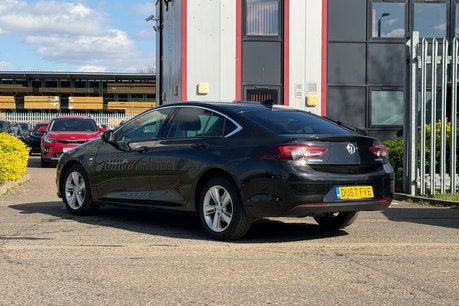 Vauxhall Insignia 1.6 Insignia SRi Nav ecoTec TD 5dr 21