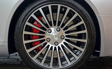 Aston Martin Rapide S 13