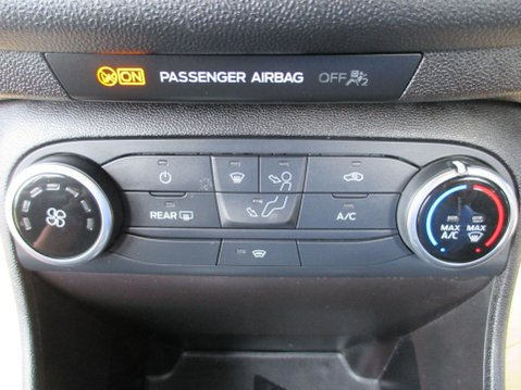 Ford Fiesta 1.0T EcoBoost Zetec Euro 6 (s/s) 5dr 21