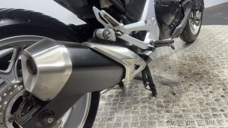 Honda NC750X 2016 39K NEW MOT IDEAL COMMUTER BIKE RIDES GREAT 750CC A2 28