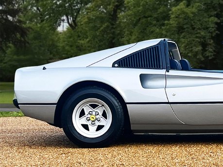 Ferrari 308 GTS 11