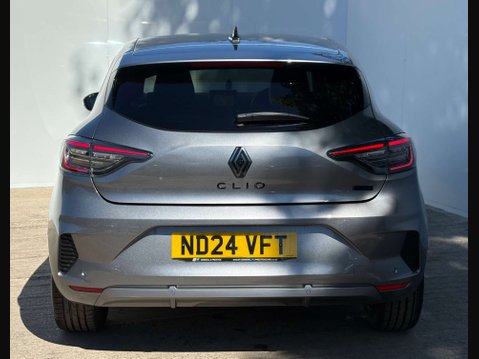 Renault Clio 1.6 Clio Espirit Alpine E-Tech HEV Auto 5dr 41