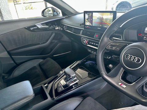 Audi A4 2.0 TFSI 40 Black Edition S Tronic Euro 6 (s/s) 4dr 40