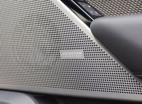 Land Rover Range Rover Velar SVAutobiography Dynamic 25