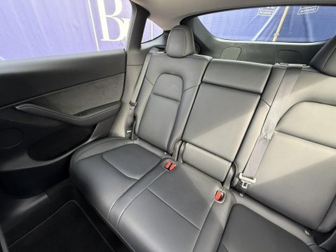 Tesla Model Y (Dual Motor) Long Range SUV 5dr Electric Auto 4WDE (384 bhp) 27