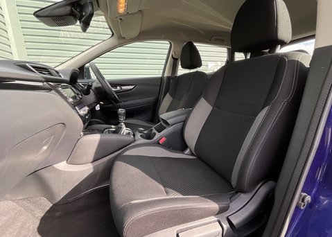 Nissan Qashqai DIG-T ACENTA PREMIUM 12