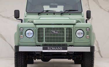 Land Rover Defender 90 Heritage Hard Top 4