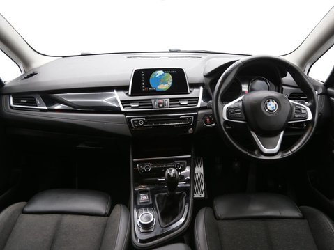 BMW 2 Series 1.5 218i Sport Euro 6 (s/s) 5dr 9