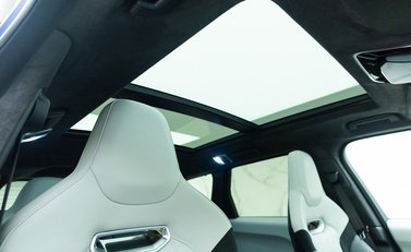 Land Rover Range Rover Sport 5.0 SVR Carbon Edition 11