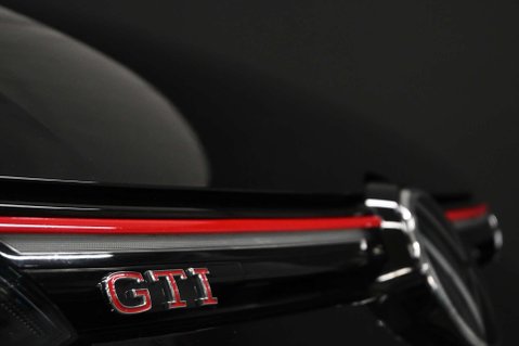 Volkswagen Golf 2.0 Golf GTi TSi Semi-Auto 5dr 51