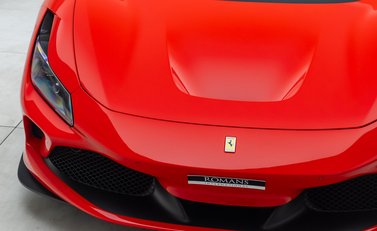 Ferrari F8 Tributo 31