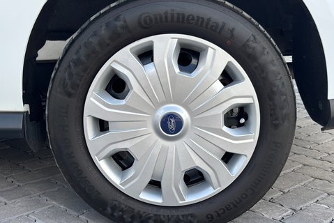 Ford Transit Connect 230 Trend L2 120 ps Dciv - Air Con / 5 Seats 34