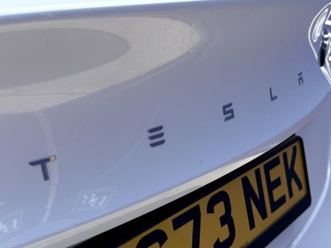 Tesla Model 3 Saloon 4dr Electric Auto RWD (208 ps) 19