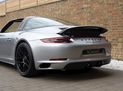 Porsche 911 (991) Targa 4 GTS 15