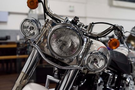 Harley-Davidson Heritage FLSTN 7