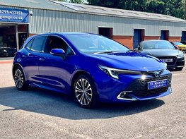 Toyota Corolla 1.8 Corolla Design HEV CVT 5dr 4